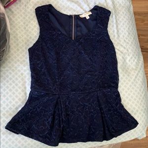 Women’s formal top